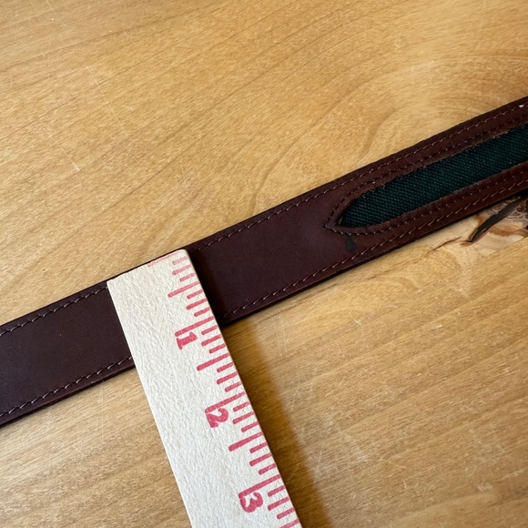 ORVIS BROWN LEATHER BELT GREEN INLAY BRASS BUCKLE PREPPY OFFICE CASUAL MEN 40 - Picture 8 of 11